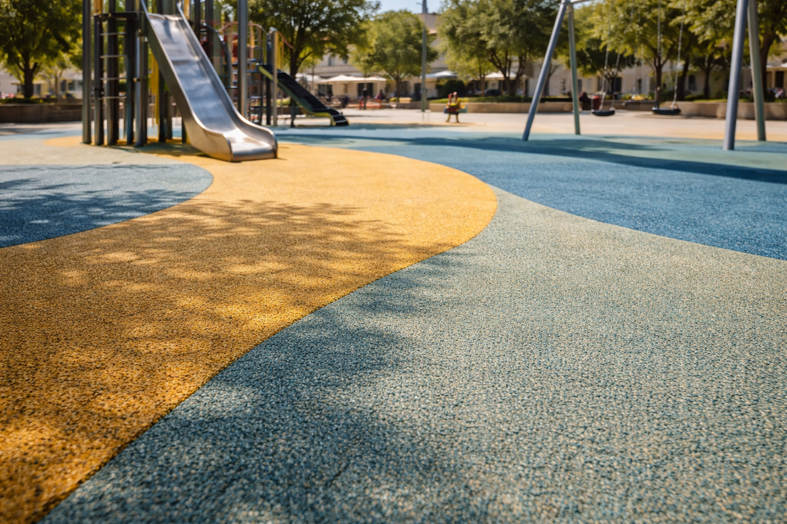 Sols souples et rev&ecirc;tements amortissants : un pilier de la s&eacute;curit&eacute; ext&eacute;rieure